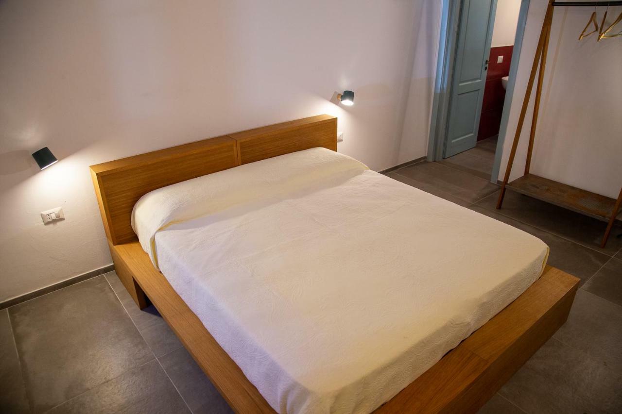La Casetta - Rooms & Garden San Ferdinando Eksteriør billede